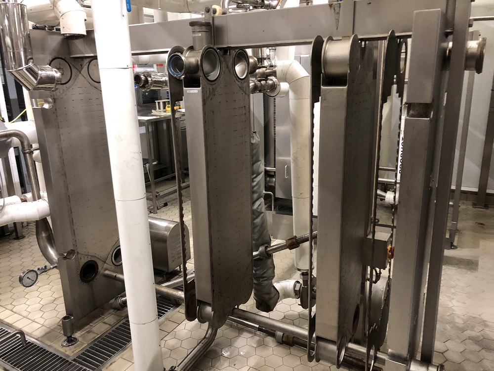Plate heat exchanger equipment